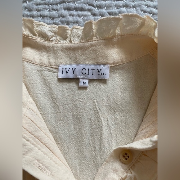 Ivy City Co Holland Capri Dress Cream Floral Ribbon Detail Tiered - Picture 7 of 12